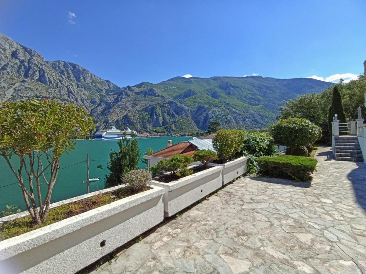 Apartment Kotor Luaran gambar